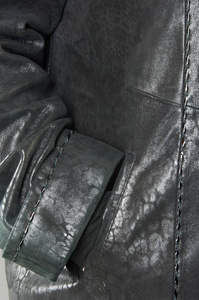 匠心技艺 使用虎钳精准完成皮革鸡蛋钻孔的细节指南